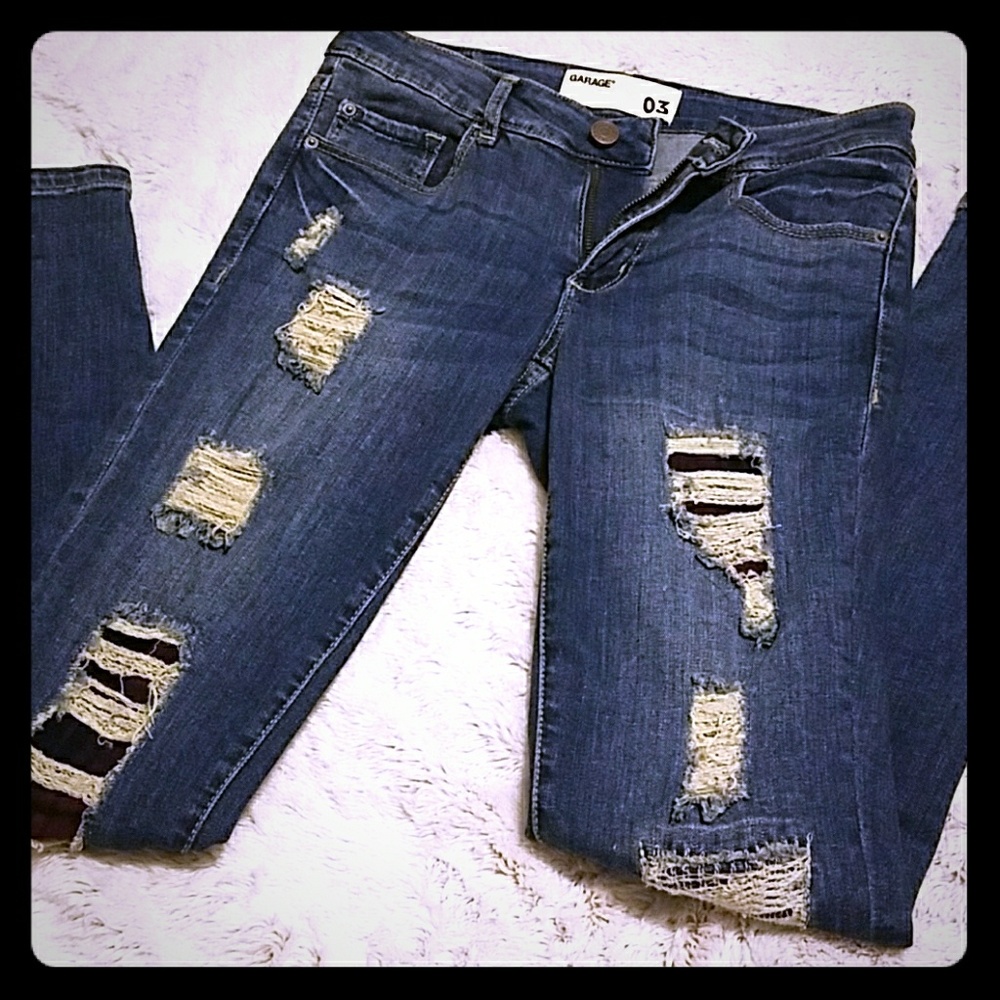 Garage Ripped Skinny Jeans